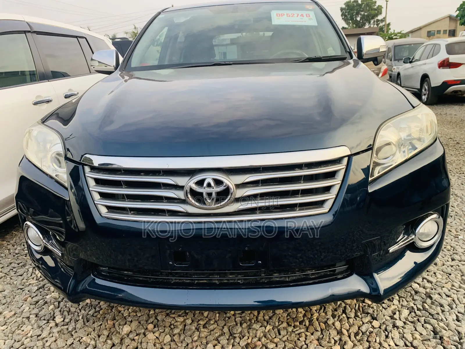 Toyota Vanguard 2013 Blue