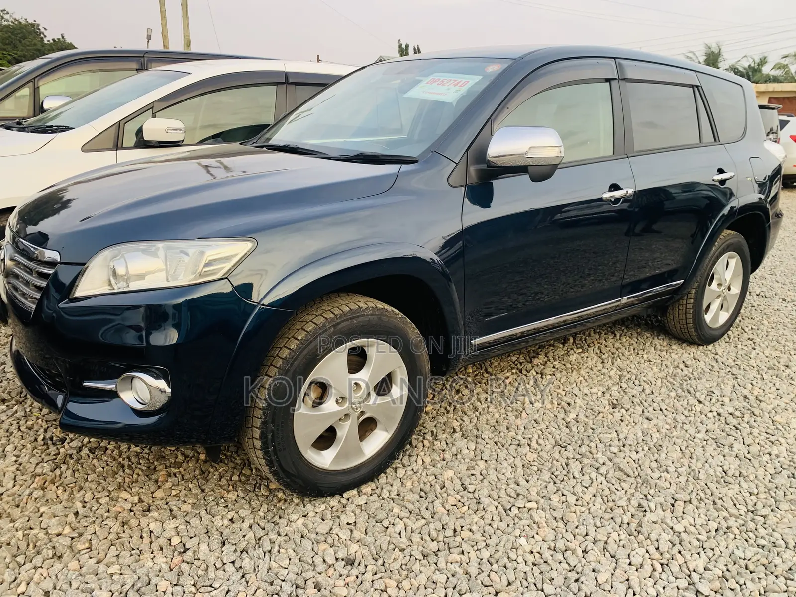 Toyota Vanguard 2013 Blue