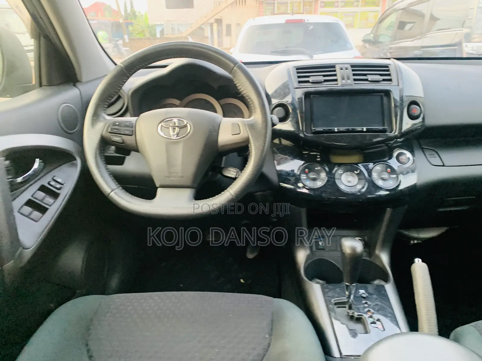 Toyota Vanguard 2013 Blue