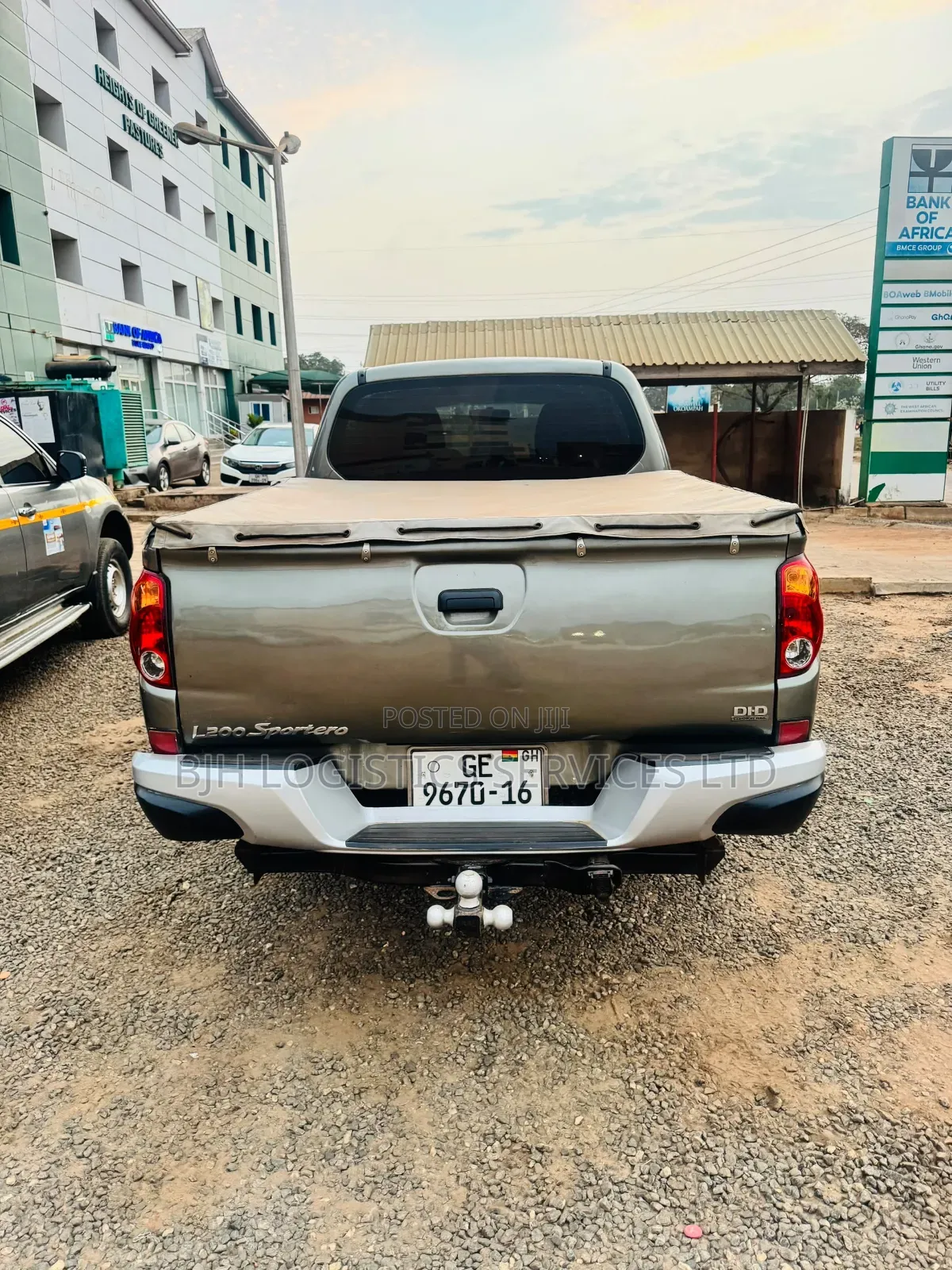 Mitsubishi L200 2015 Green