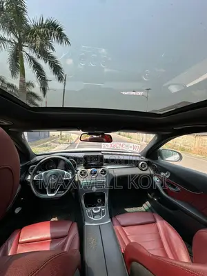 Mercedes-Benz C300 2018 White