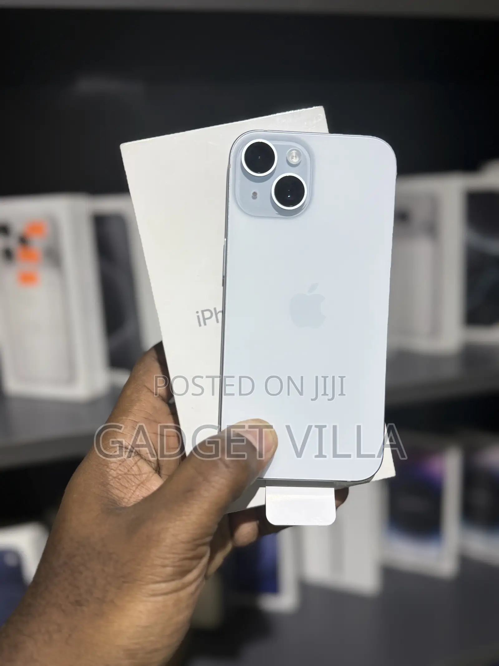 New Apple iPhone 15 128 GB Blue