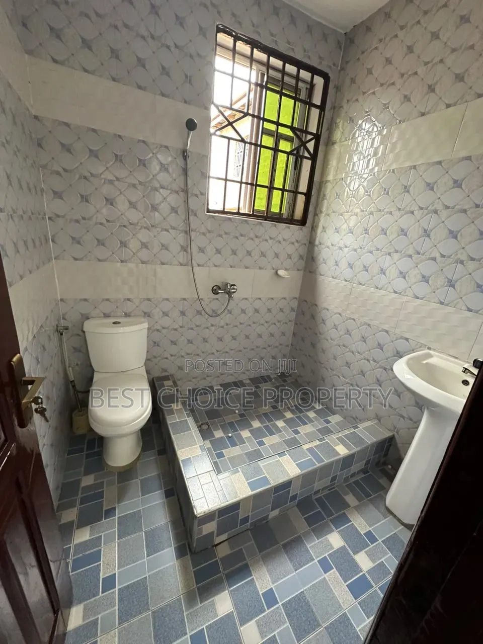 2bdrm Apartment in Pantang Pnt, Oyarifa Mall Area for rent