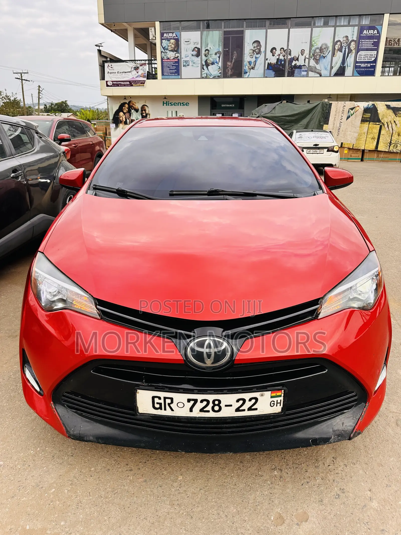 Toyota Corolla LE Eco (1.8L 4cyl 2A) 2018 Red