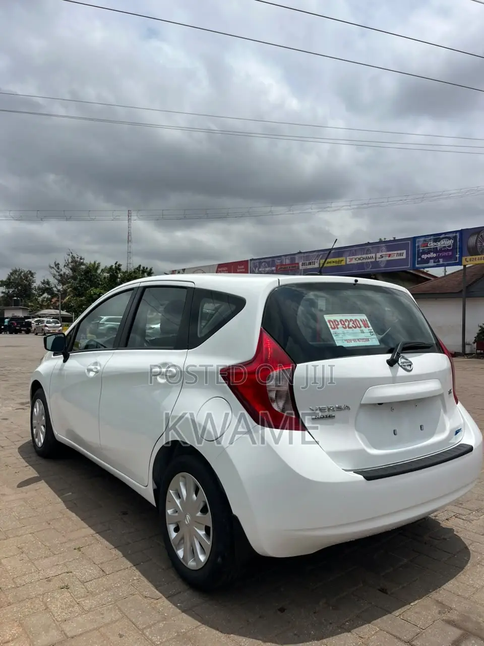Nissan Versa 1.6 SV 2016 White