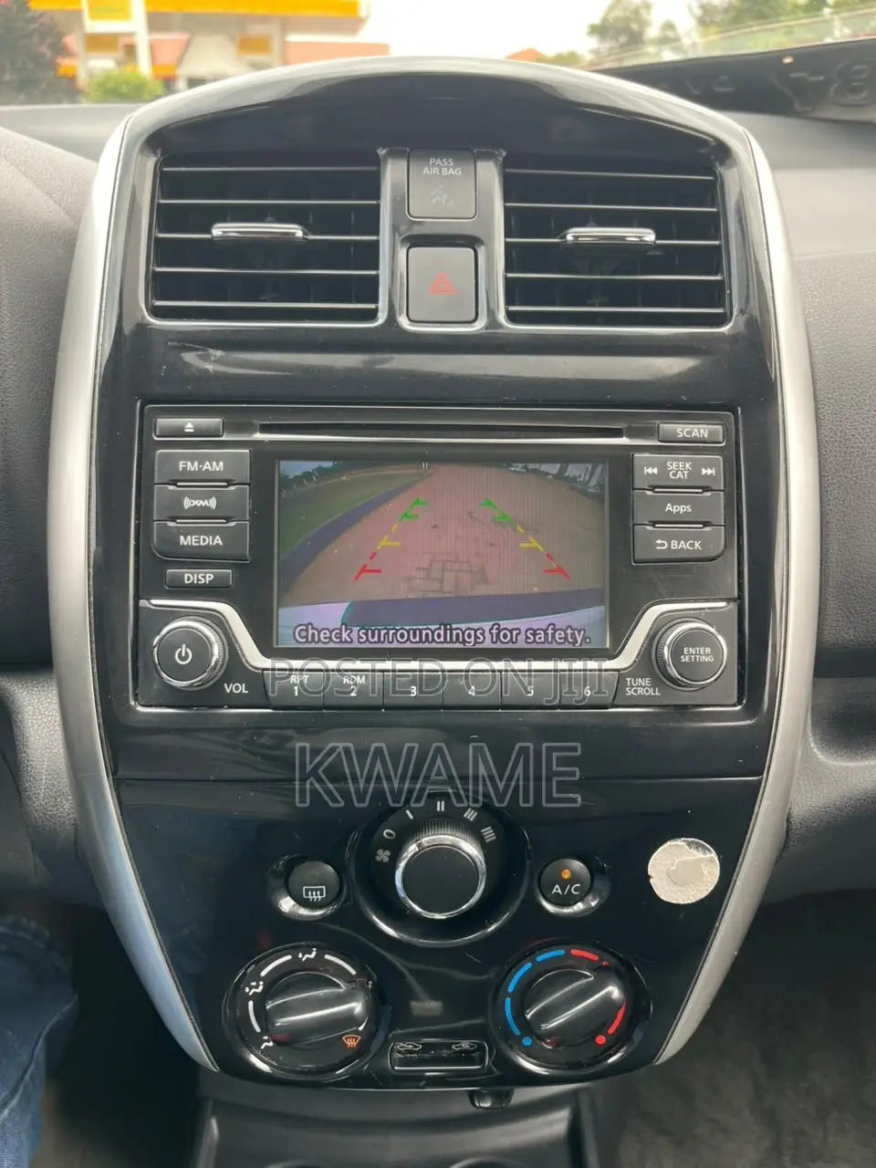 Nissan Versa 1.6 SV 2016 White