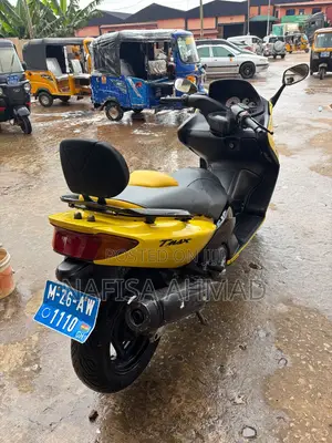 Yamaha 2005 Yellow