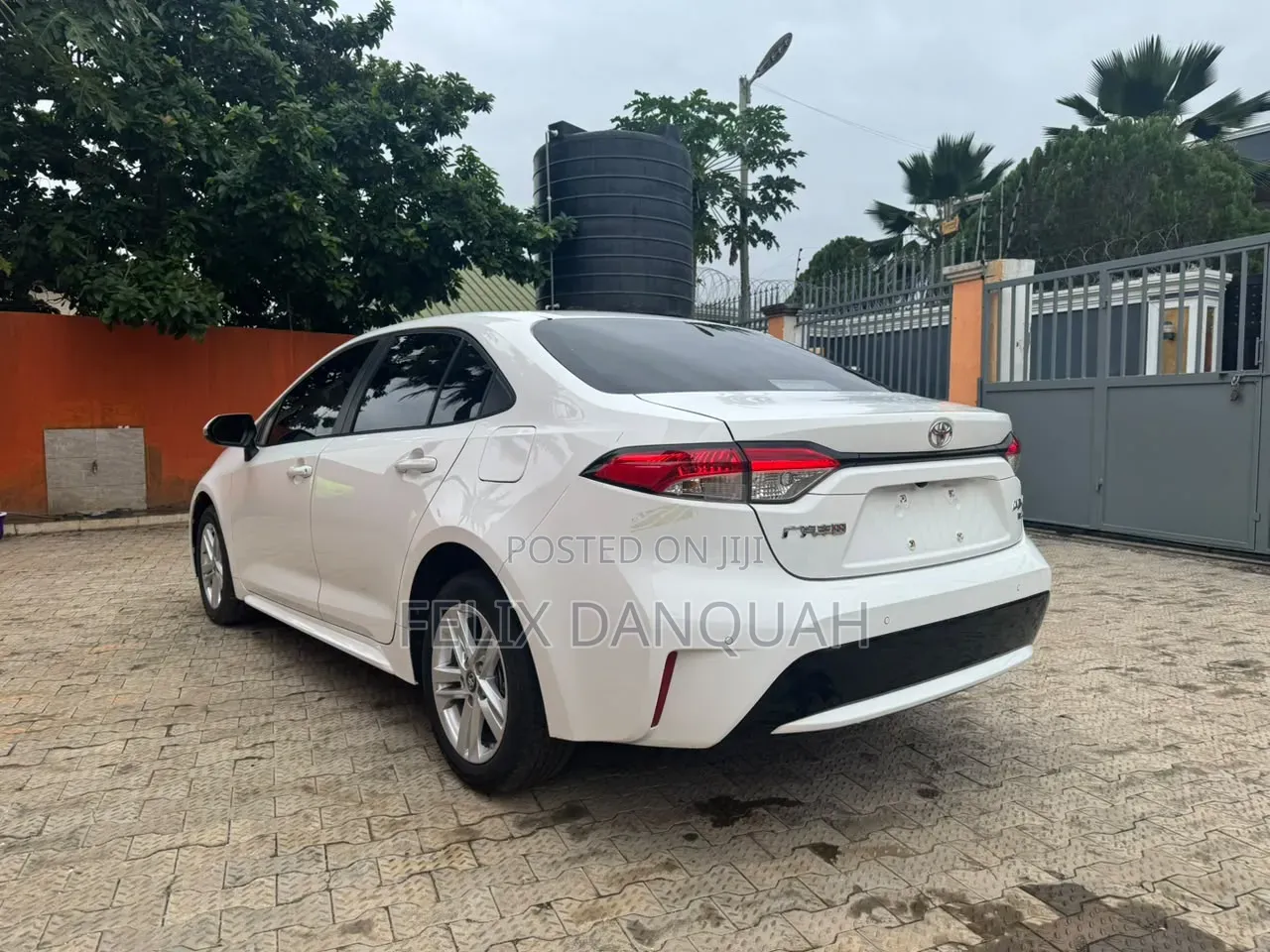 Toyota Corolla 2019 White