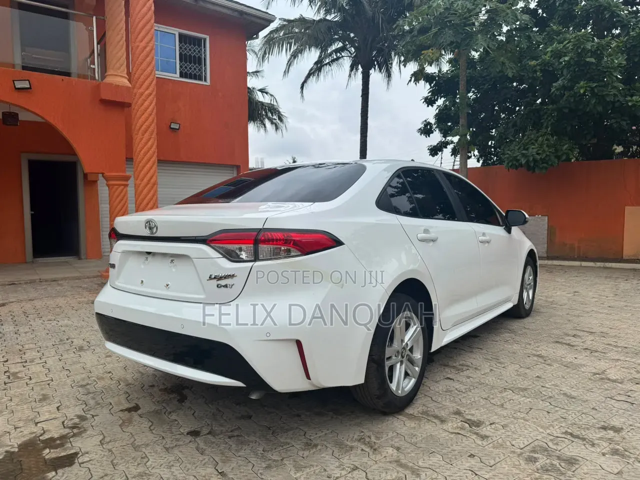 Toyota Corolla 2019 White