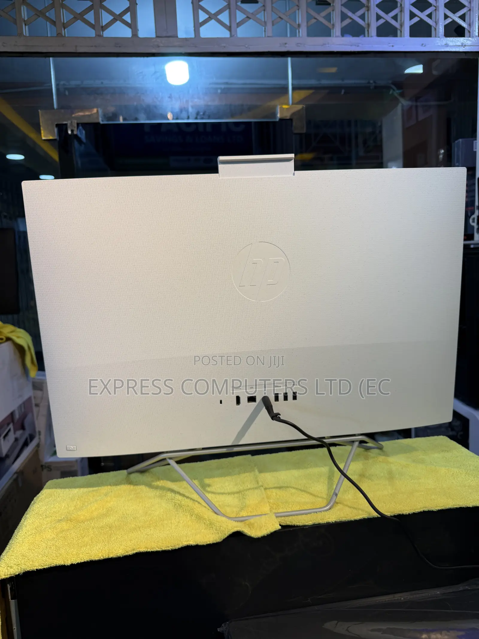 Desktop Computer HP Envy 27 24GB Intel Core i7 SSD 512GB