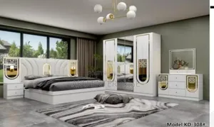 Luxurious Room Set Queen Size Bed Wardrobe Drawers, Etc