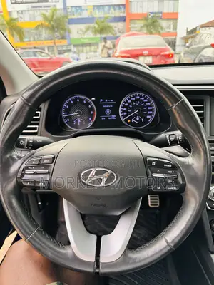 Hyundai Elantra Limited 2020 Blue