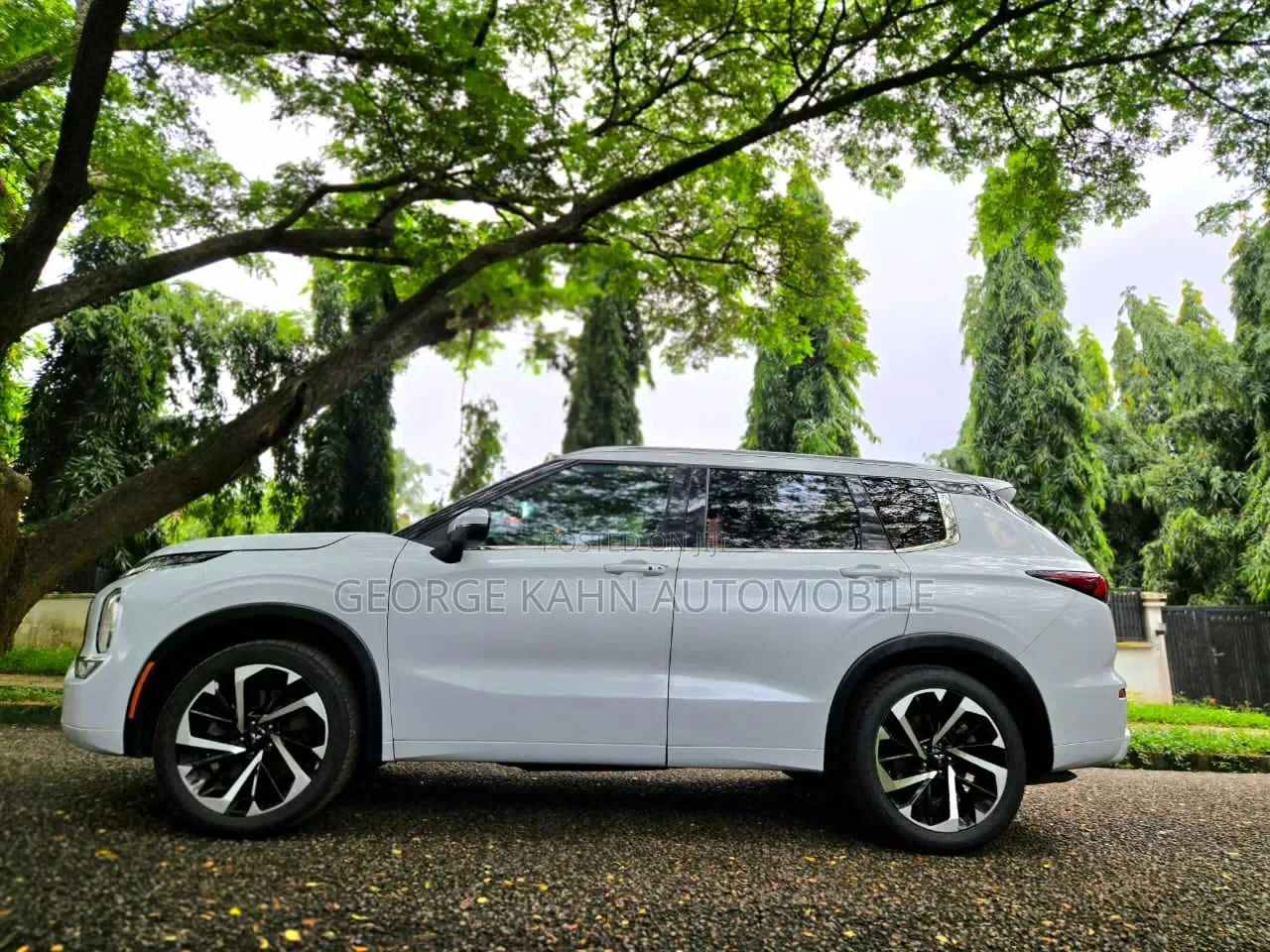Mitsubishi Outlander SEL 2022 White