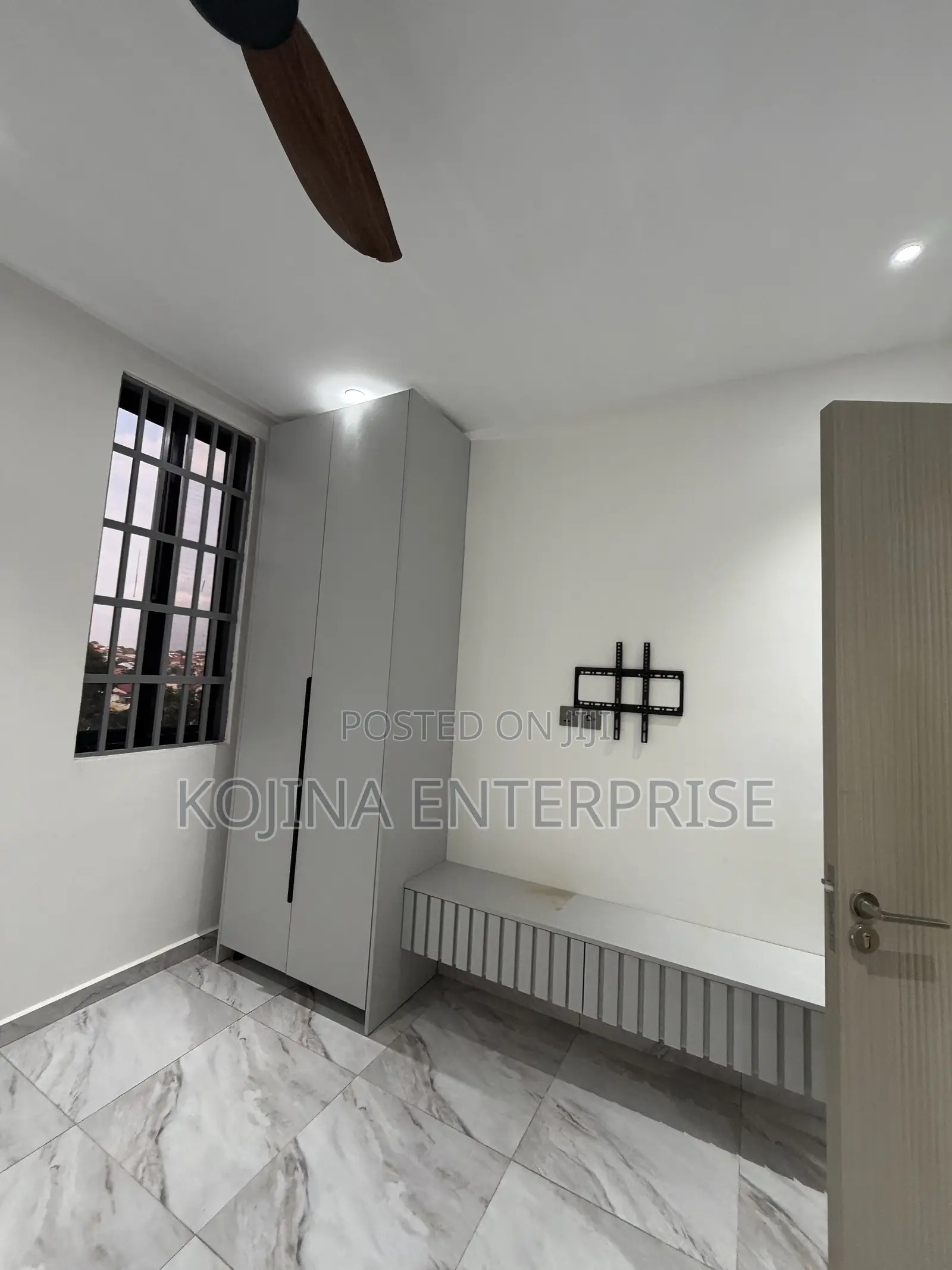 4bdrm Townhouse/Terrace in Atasomanso, Kumasi Metropolitan for sale