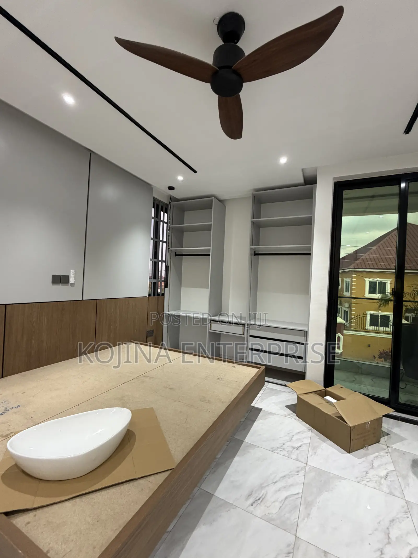 4bdrm Townhouse/Terrace in Atasomanso, Kumasi Metropolitan for sale
