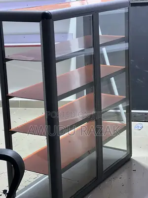 Counter Glass Showcase