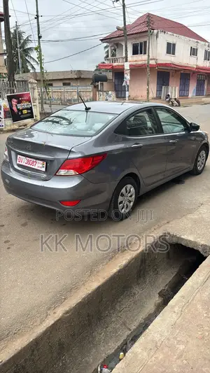 Hyundai Accent 2017 Gray