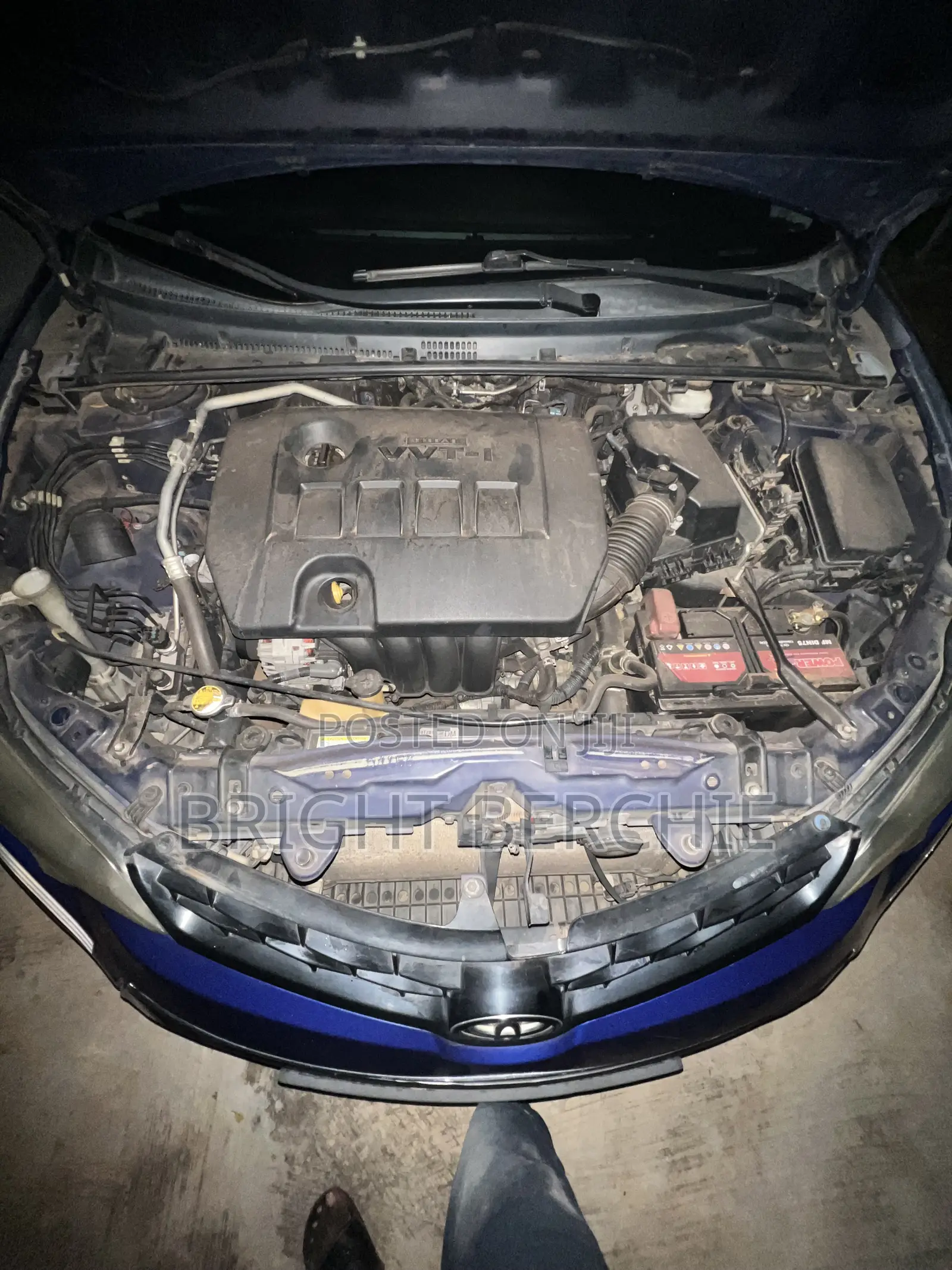 Toyota Corolla LE Eco 4dr Sedan (1.8L 4cyl CVT) 2016 Blue