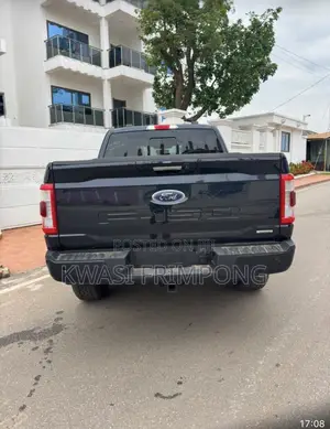 Ford F-150 XL 4WD SuperCrew 5.5' Box 2025 Blue