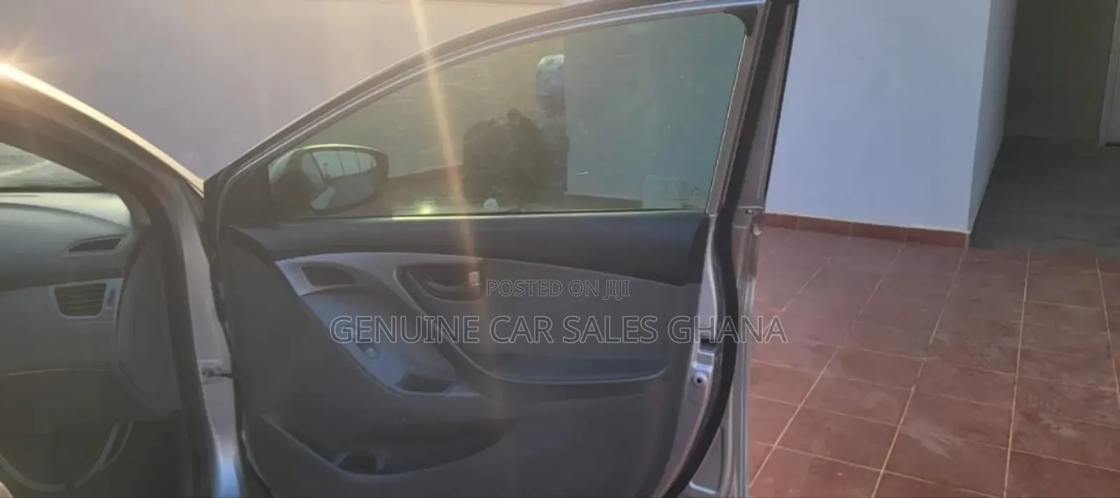 Hyundai Elantra GLS Sedan FWD (1.8L 4cyl 6A) 2013 Silver