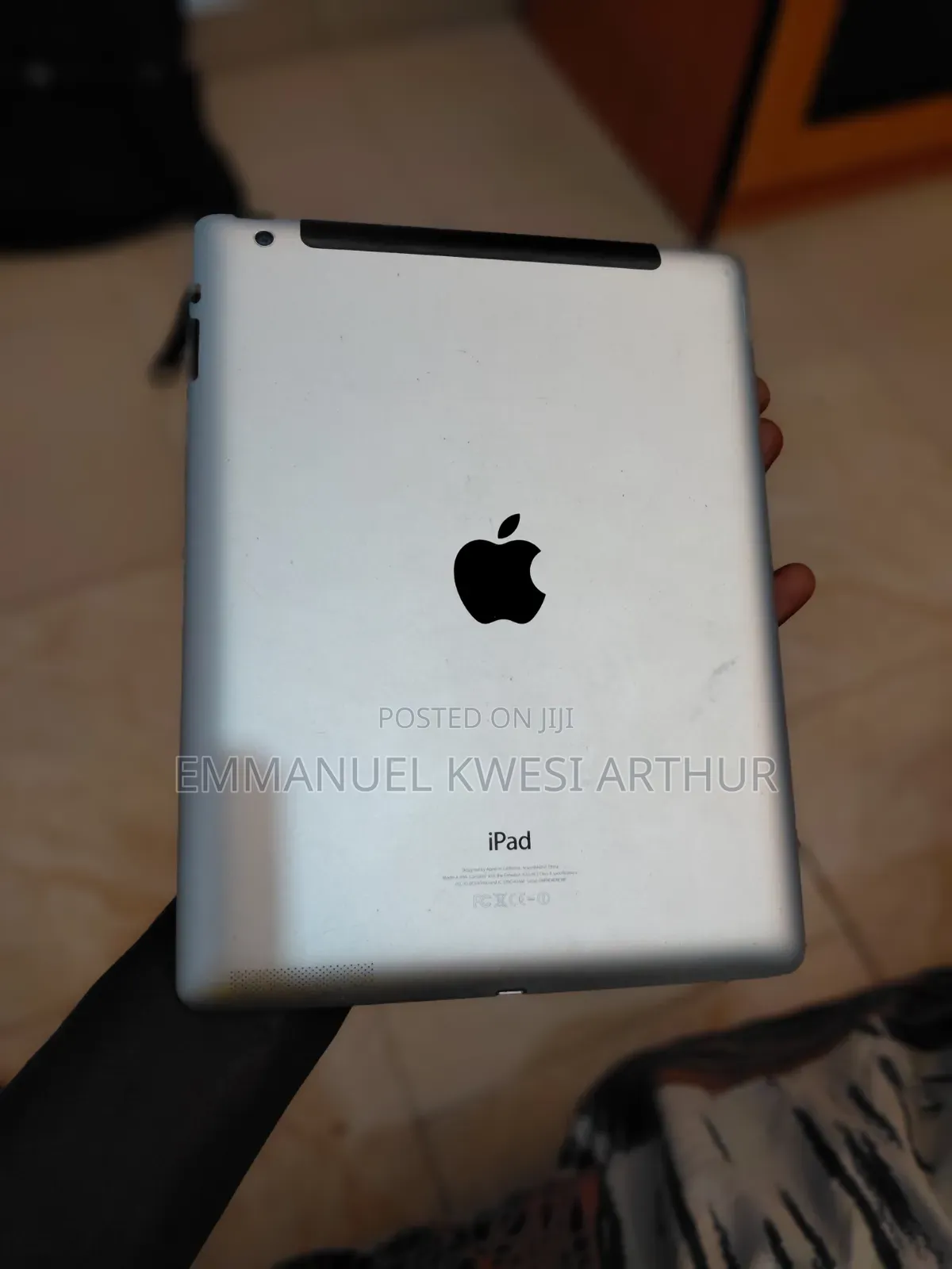 Apple iPad 4 Wi-Fi + Cellular 16 GB