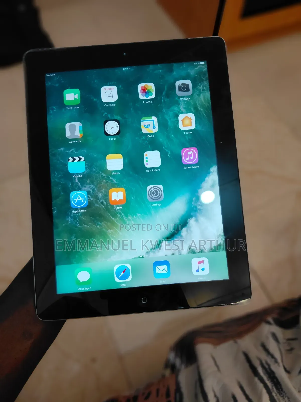 Apple iPad 4 Wi-Fi + Cellular 16 GB