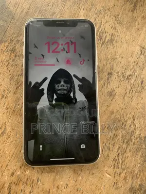 Apple iPhone XR 64 GB White