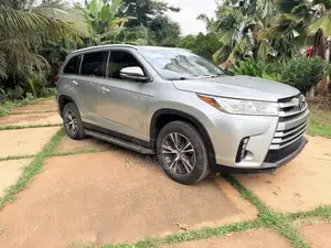 Toyota Highlander 2019