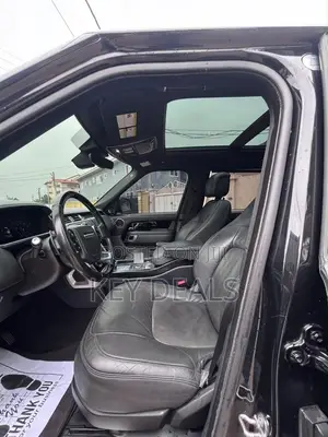 Land Rover Range Rover Vogue 2019 Black