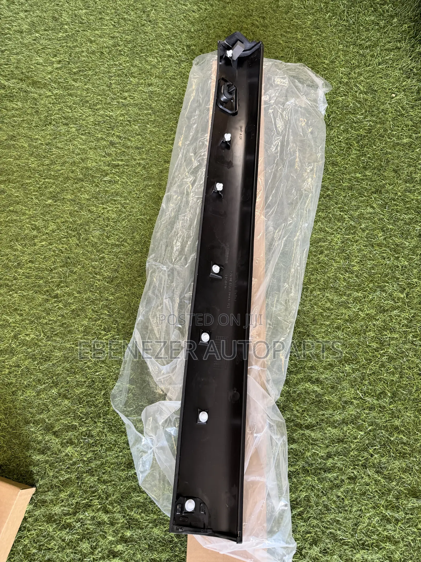 Mitsubishi Outlander Front Door Moulding 2022 2023 2024 2025 2026