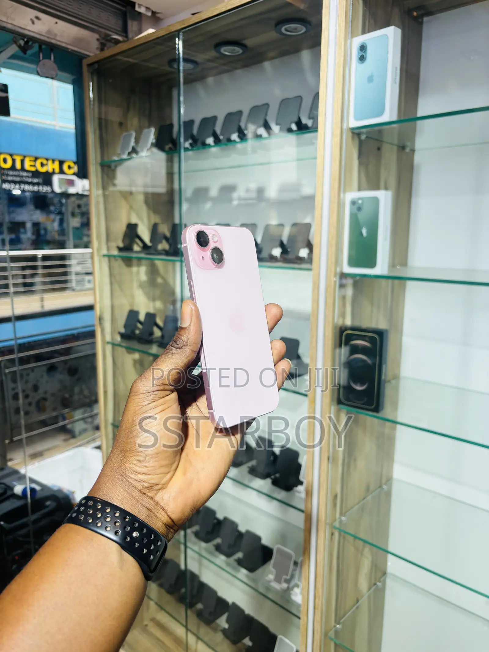 Apple iPhone 15 Plus 128 GB Pink