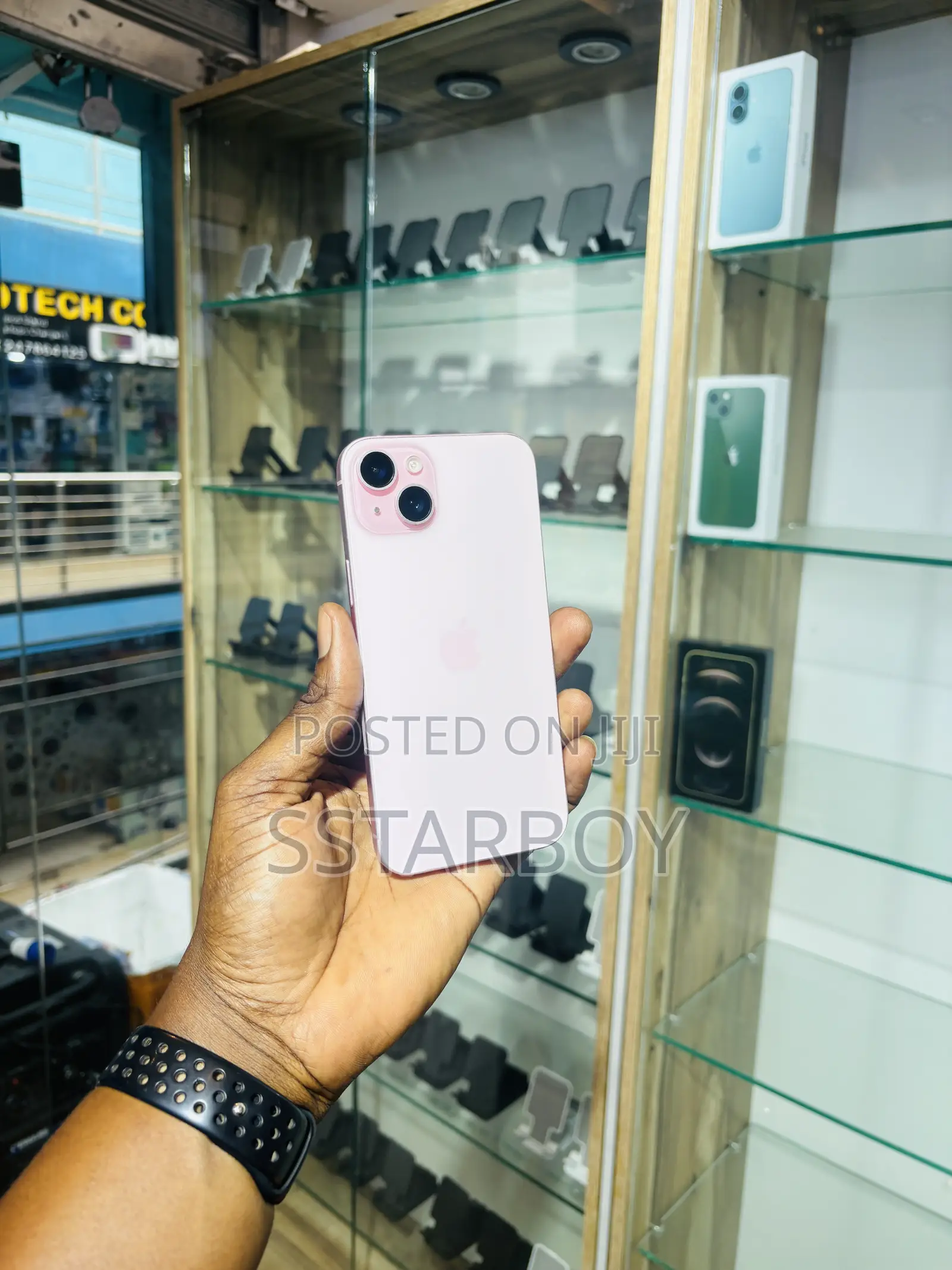 Apple iPhone 15 Plus 128 GB Pink