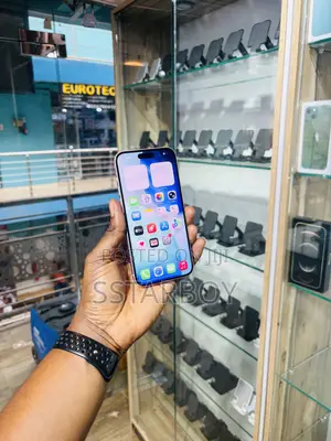 Apple iPhone 15 Plus 128 GB Pink