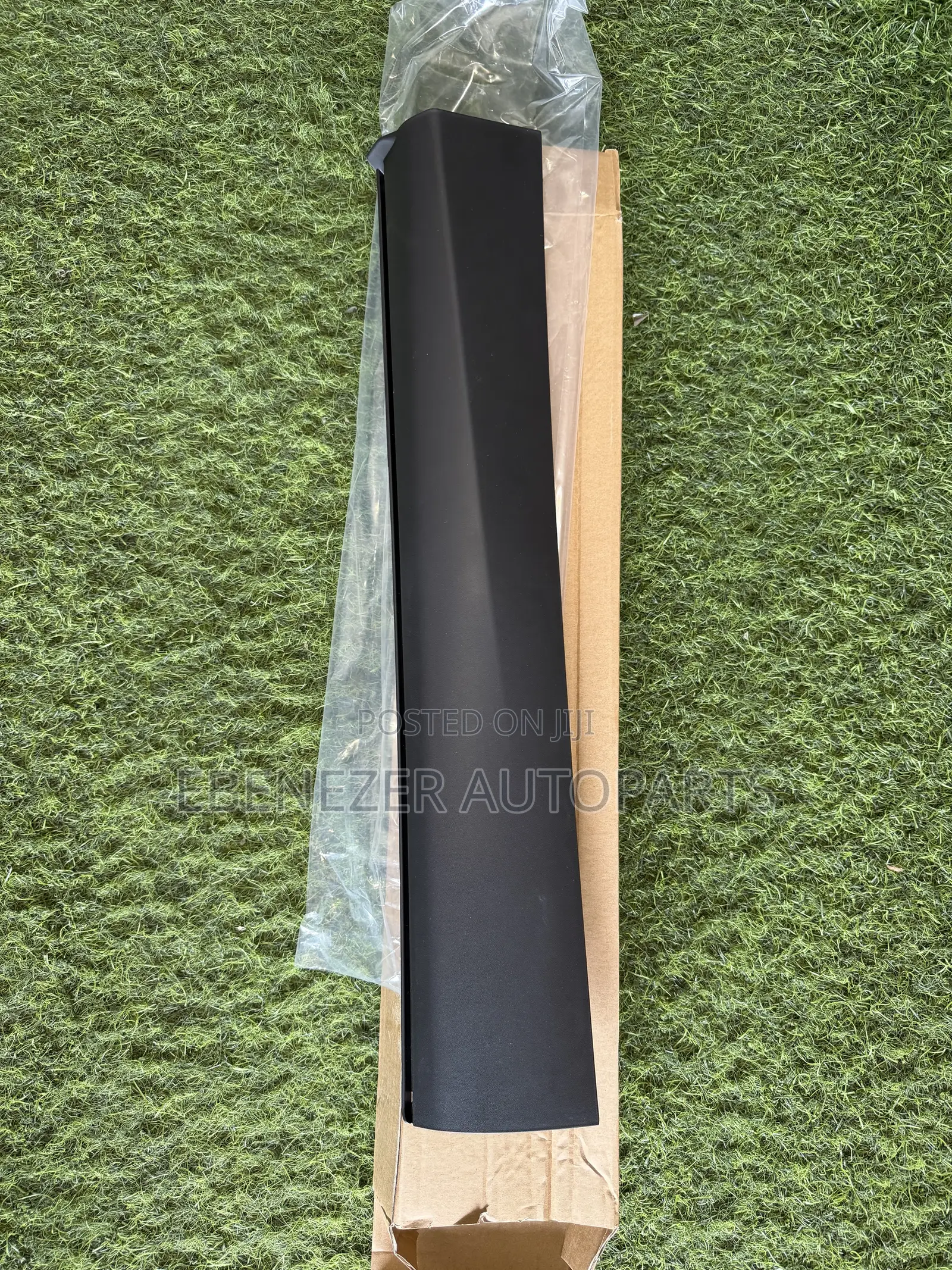 Mitsubishi Outlander Back Door Moulding 2022 2023 2024 2025 2026