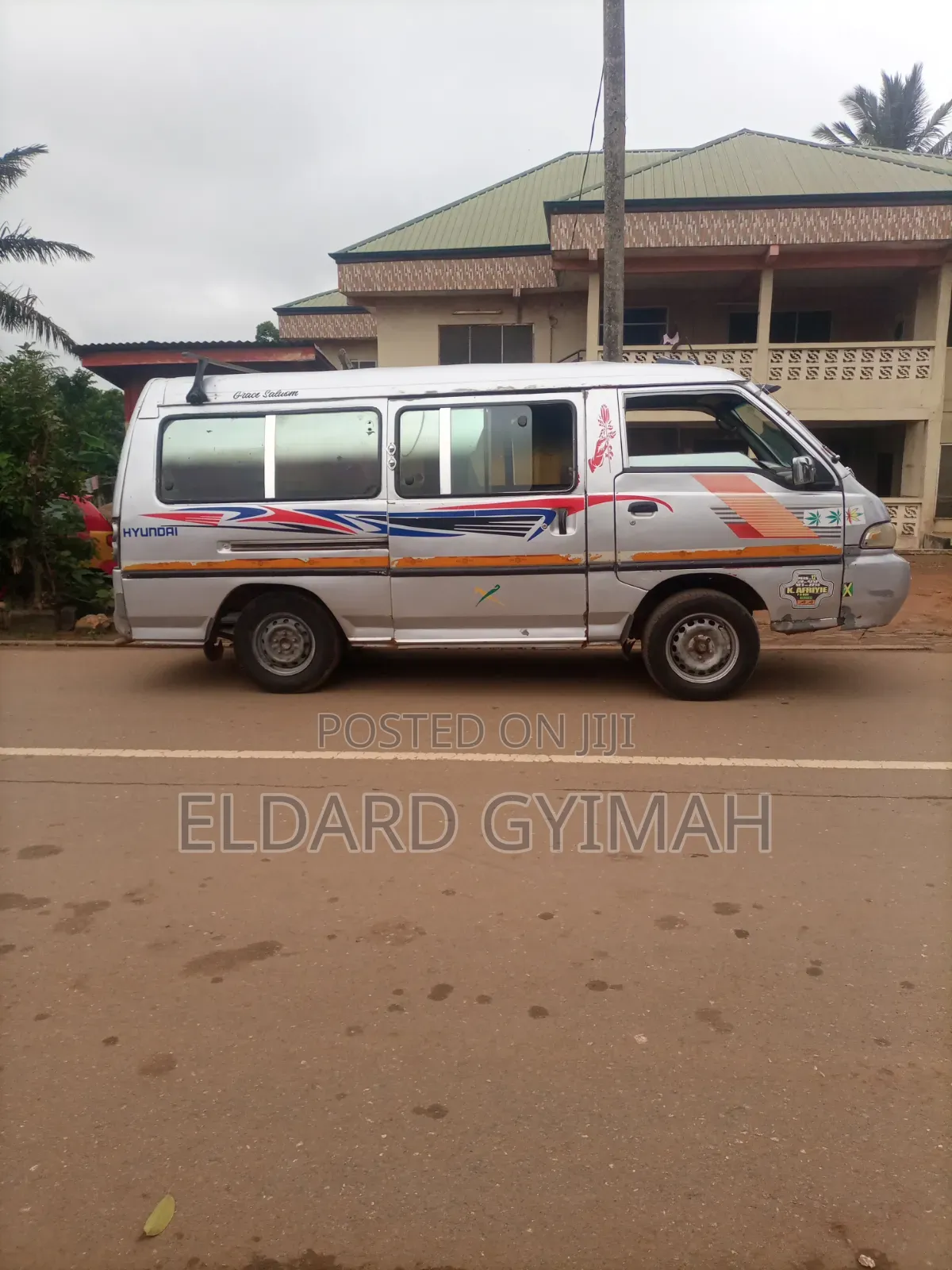 Hyundai H-100 2001 Silver