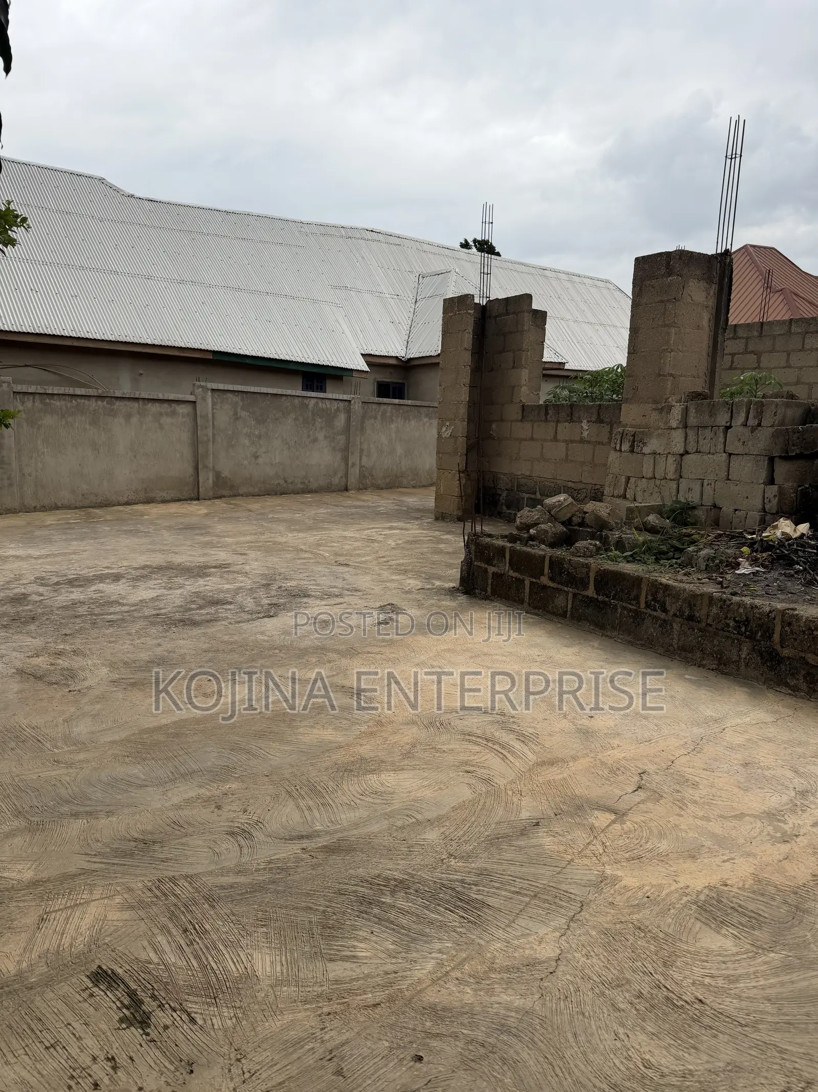 3bdrm House in Kwanwoma, Kumasi Metropolitan for rent