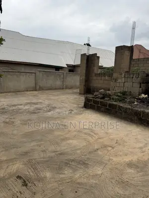 3bdrm House in Kwanwoma, Kumasi Metropolitan for rent