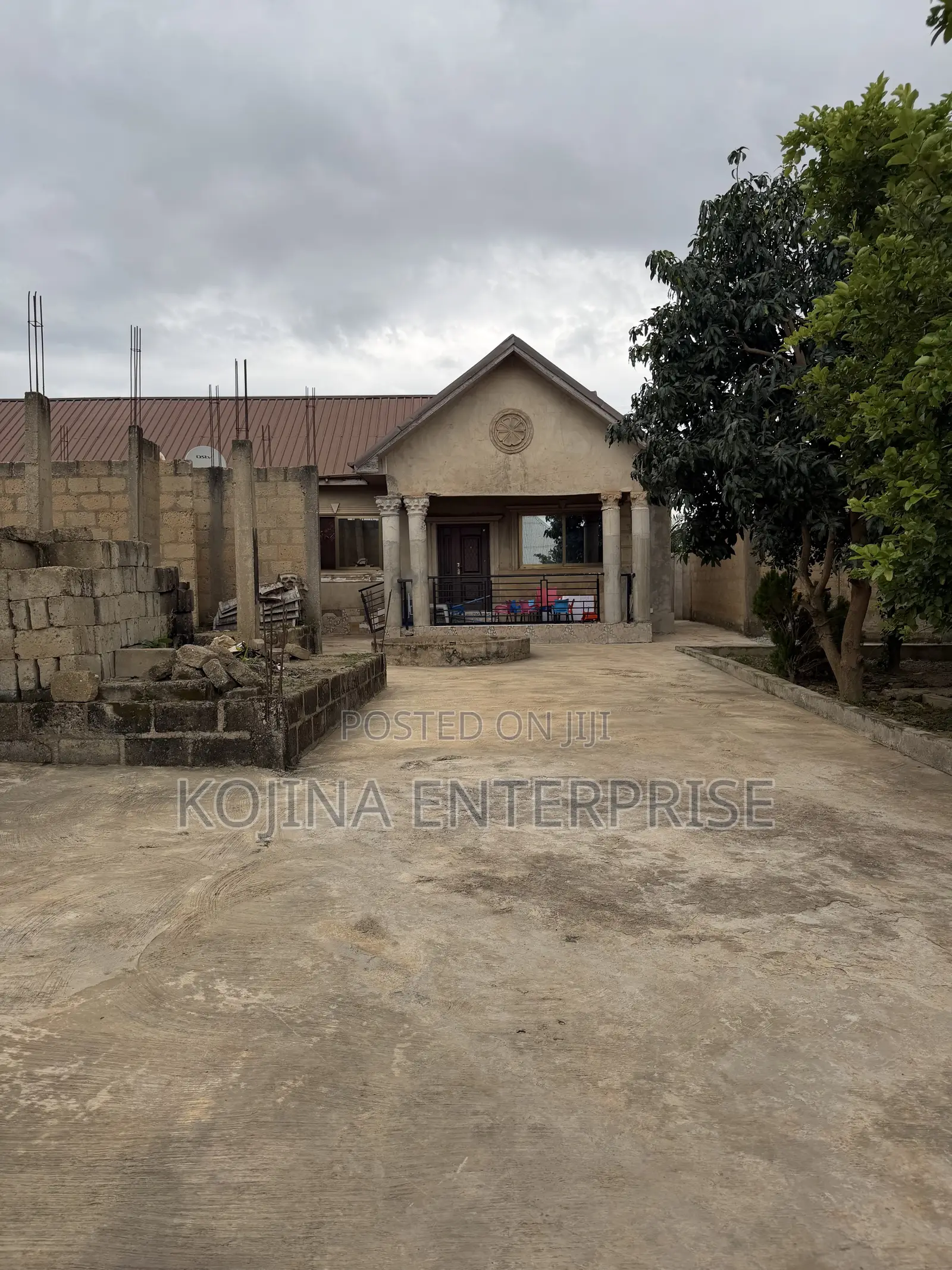 3bdrm House in Kwanwoma, Kumasi Metropolitan for rent