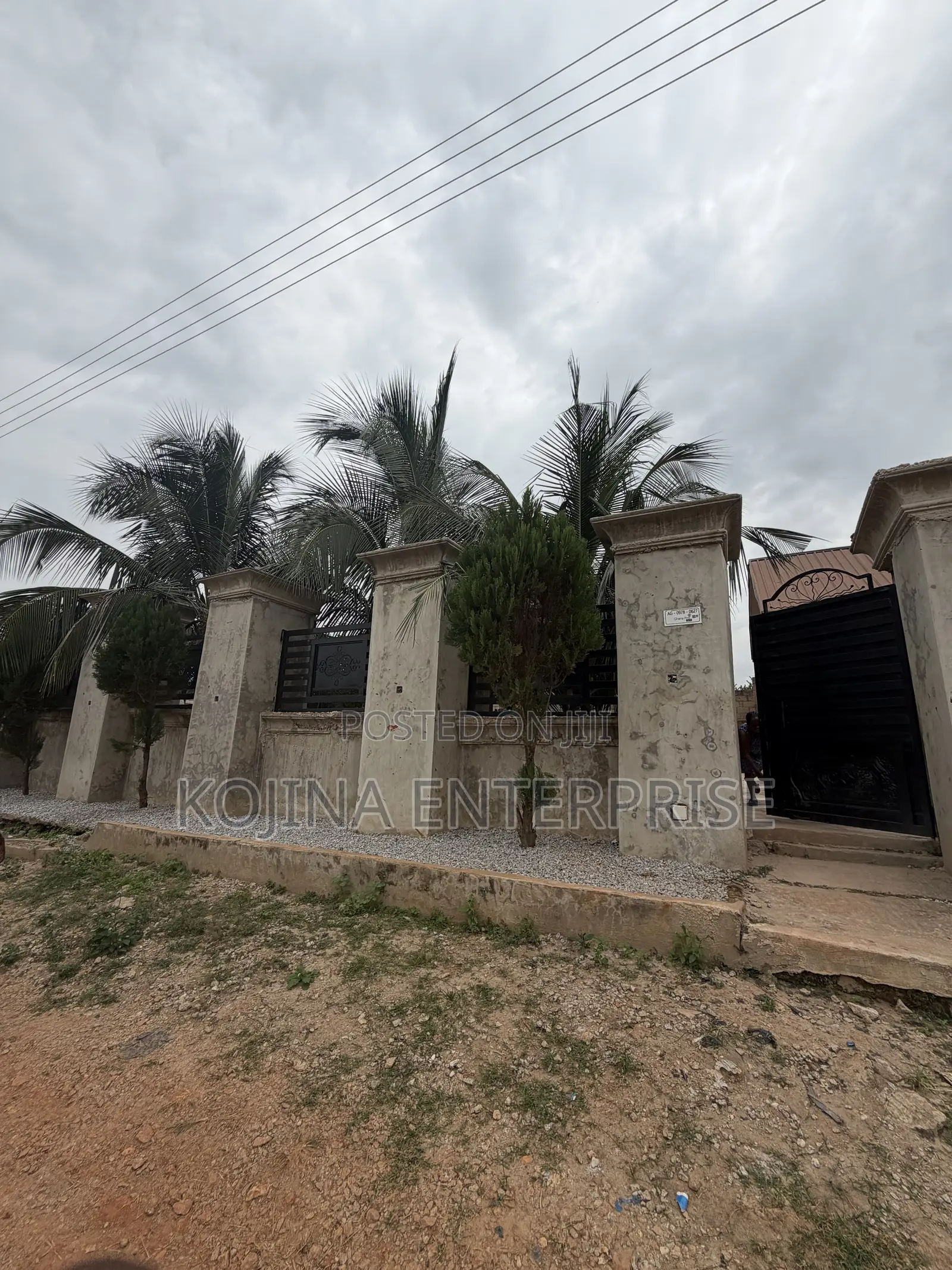 3bdrm House in Kwanwoma, Kumasi Metropolitan for rent