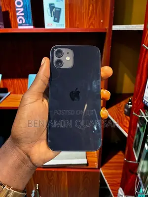 Apple iPhone 12 64 GB Black