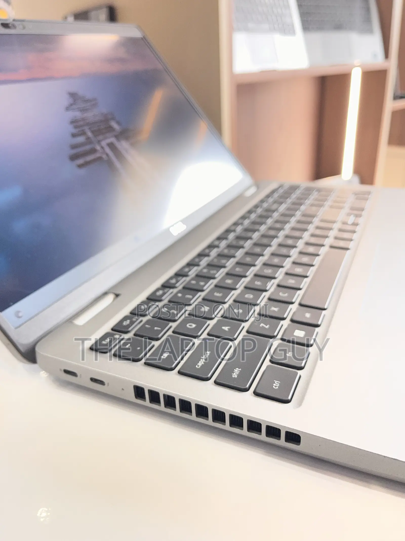 Laptop Dell Precision 3581 16GB Intel Core i7 SSD 512GB