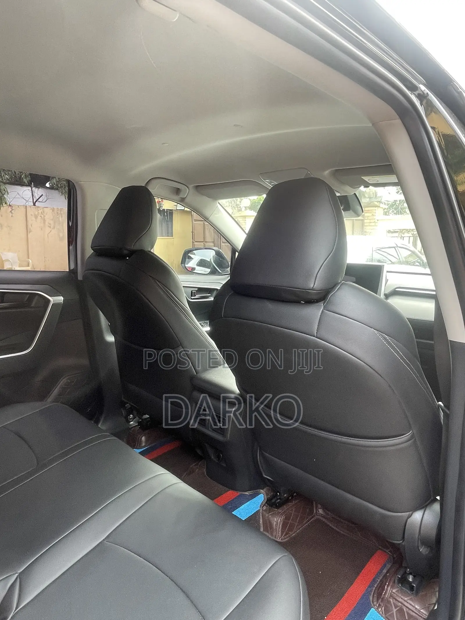 Toyota RAV4 Automatic 2000 Black