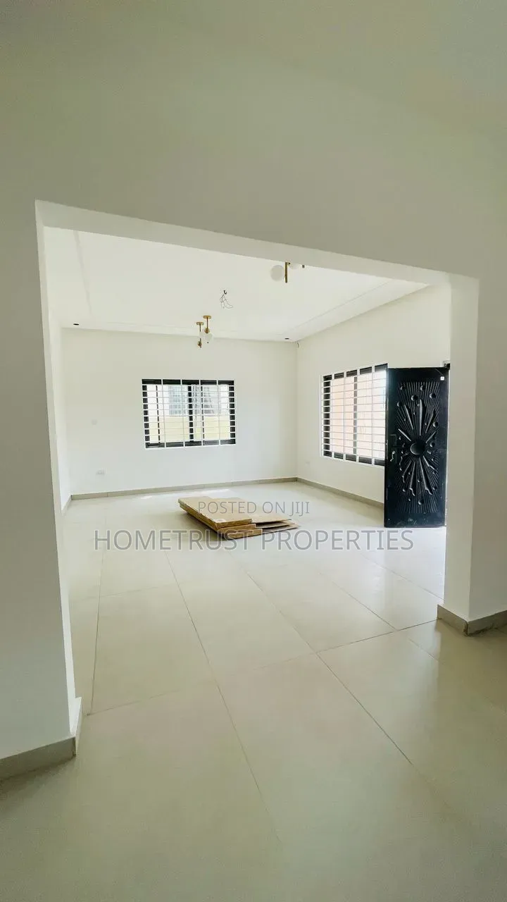 3bdrm House in Ablekuma Ga Odumase, Pentecost for sale