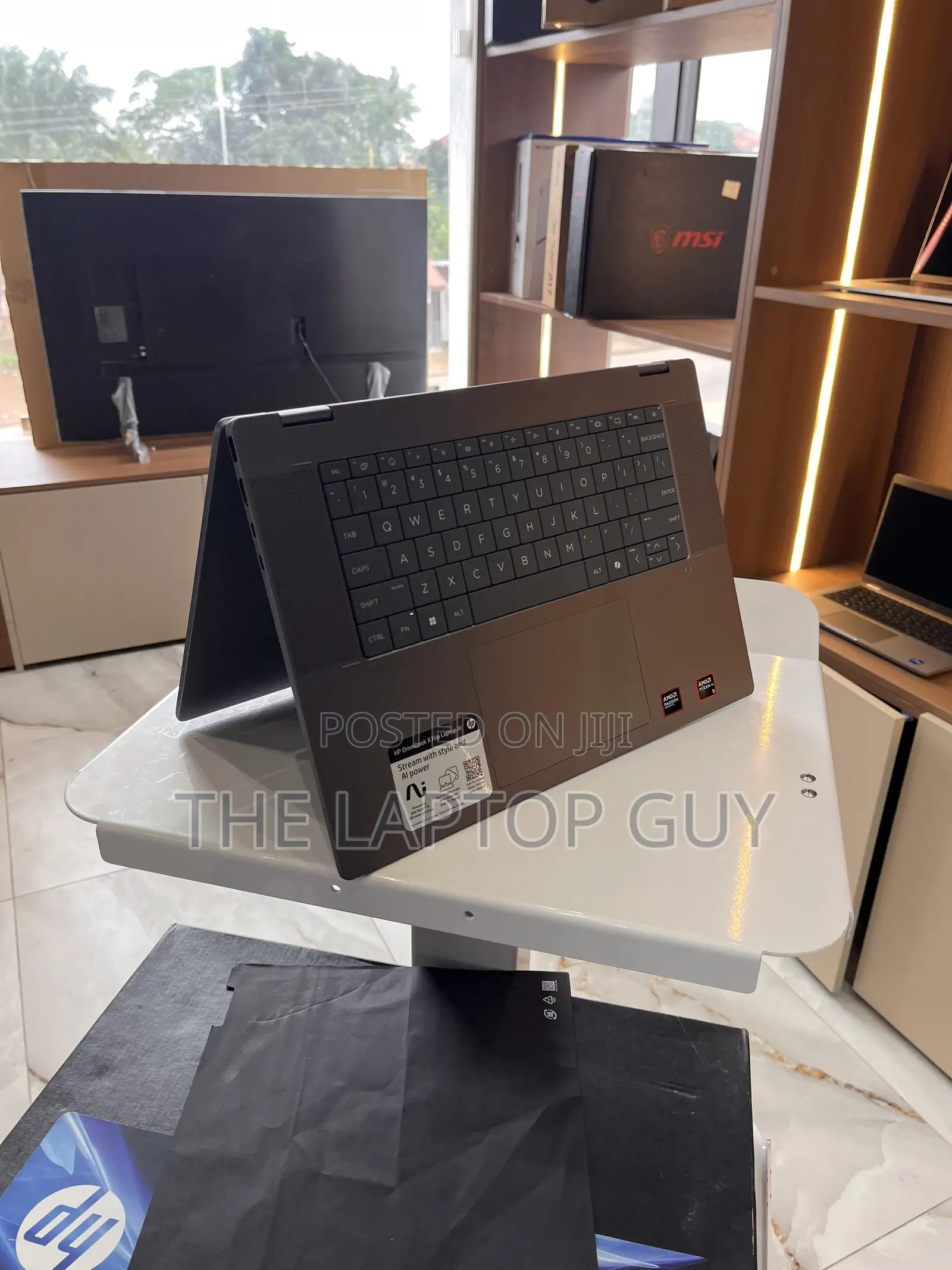 New Laptop HP OmniBook X Flip 16" 16GB AMD Ryzen 5 SSD 512GB
