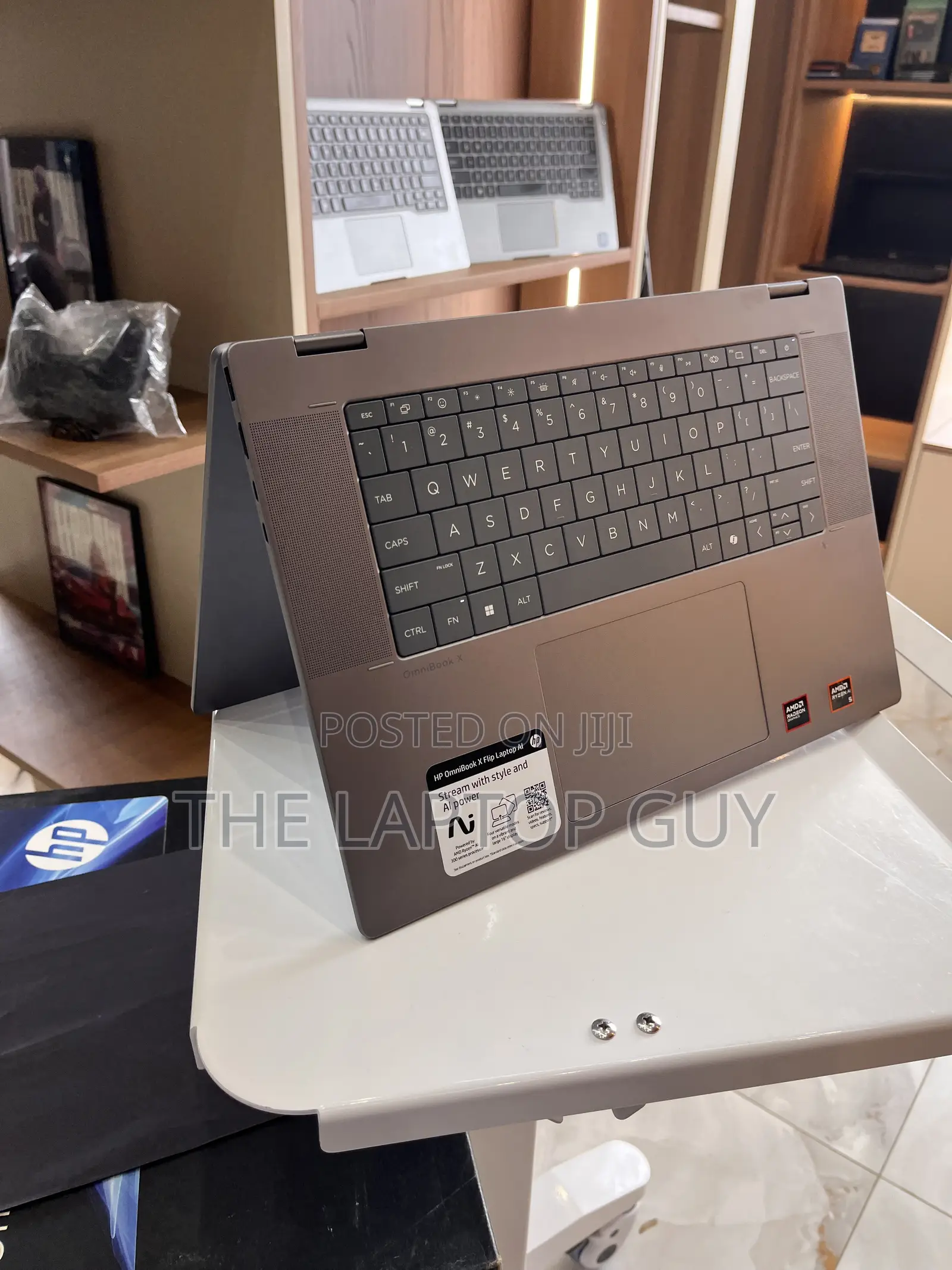 New Laptop HP OmniBook X Flip 16" 16GB AMD Ryzen 5 SSD 512GB