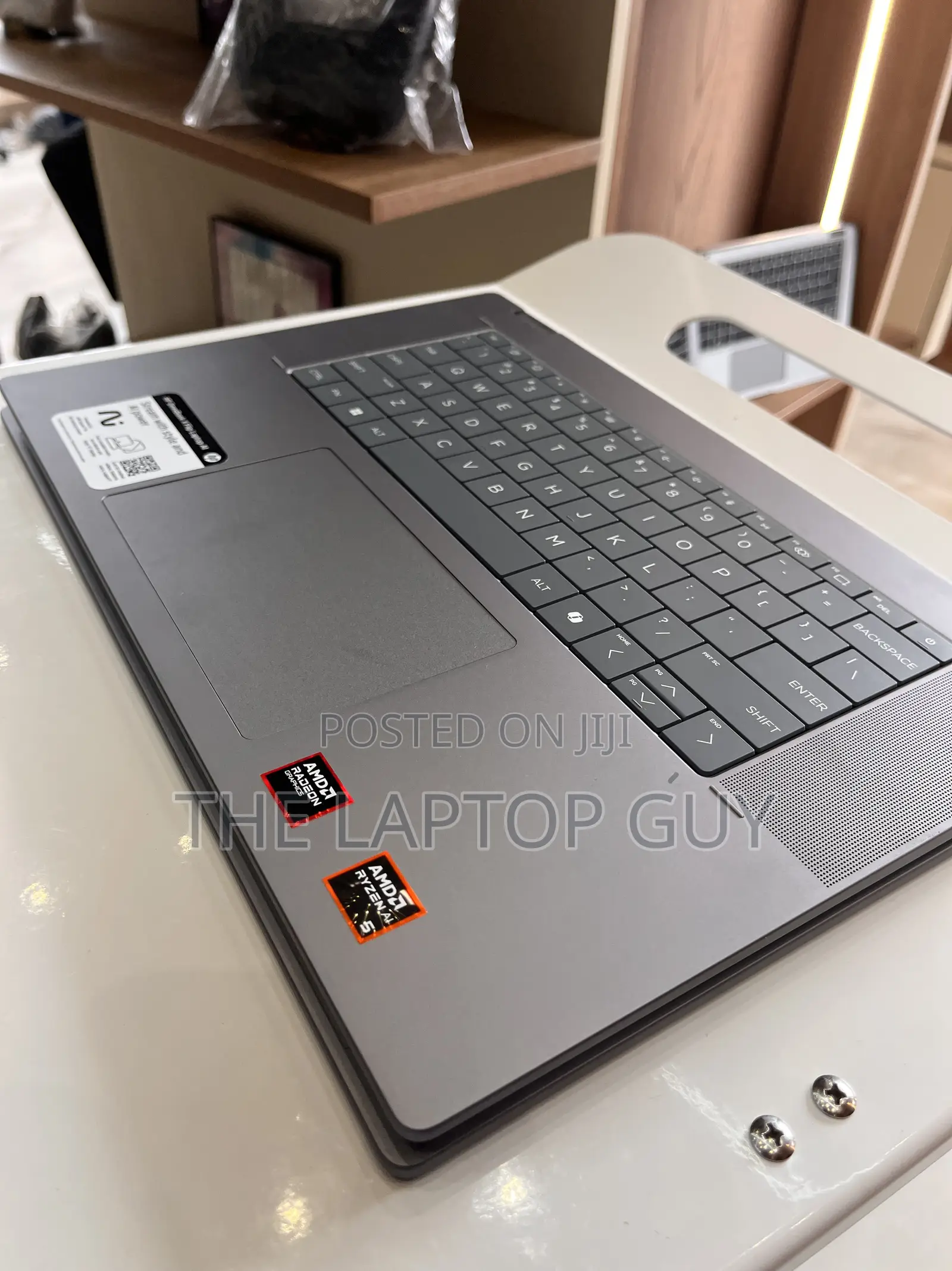 New Laptop HP OmniBook X Flip 16" 16GB AMD Ryzen 5 SSD 512GB