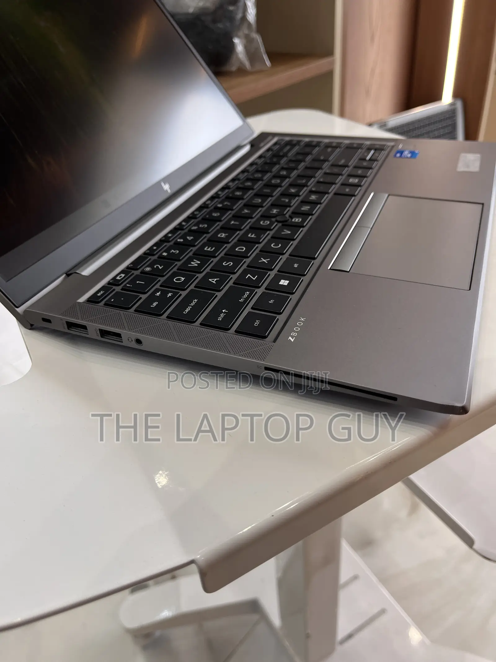 Laptop HP ZBook Firefly G8 16GB Intel Core i5 SSD 256GB