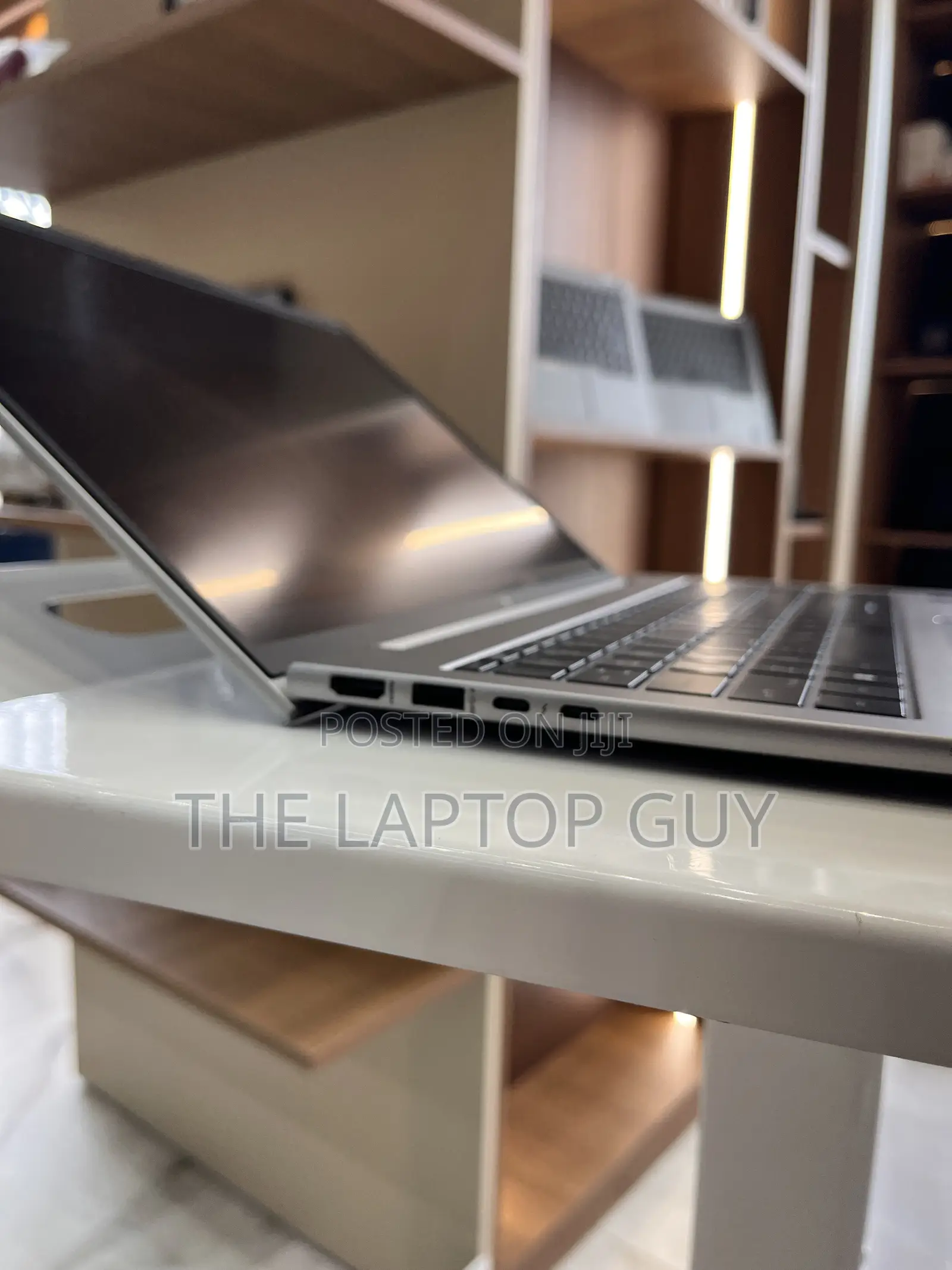 Laptop HP ZBook Firefly 16 G10 16GB Intel Core i7 SSD 512GB