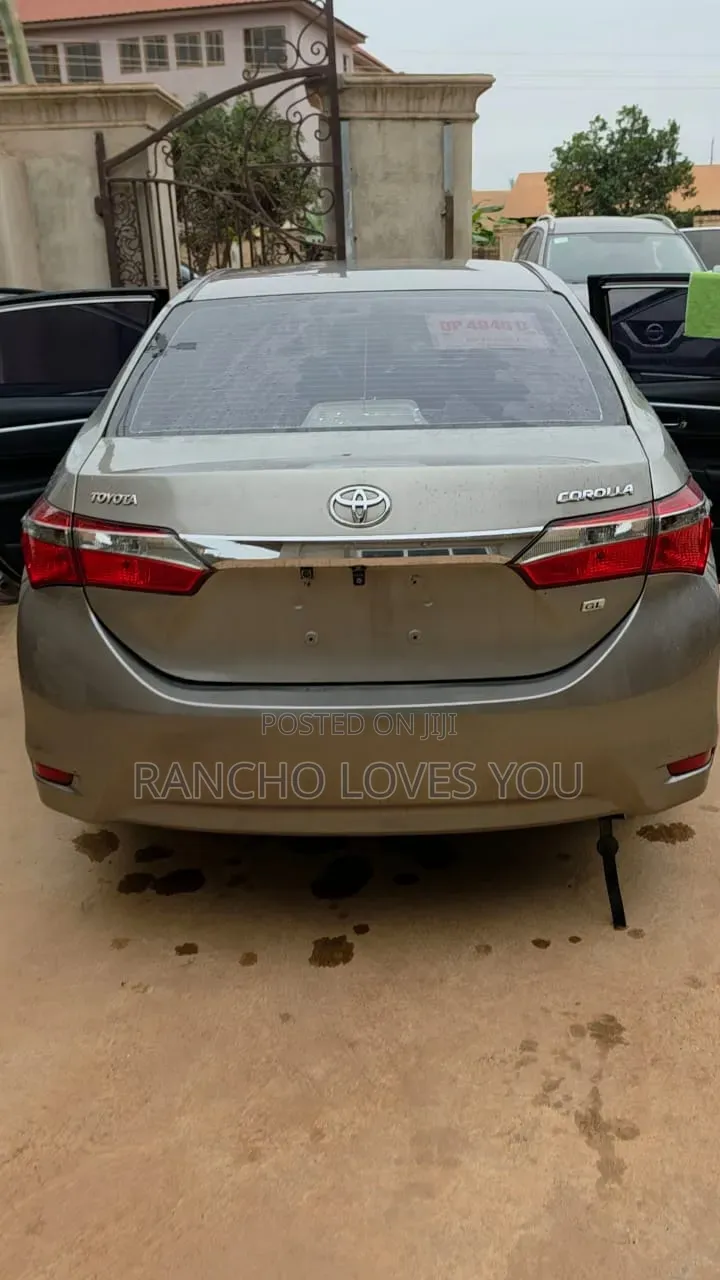 Toyota Corolla 2017 Ivory