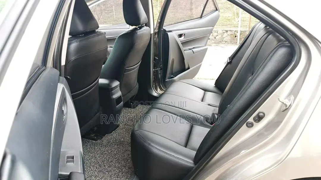 Toyota Corolla 2017 Ivory
